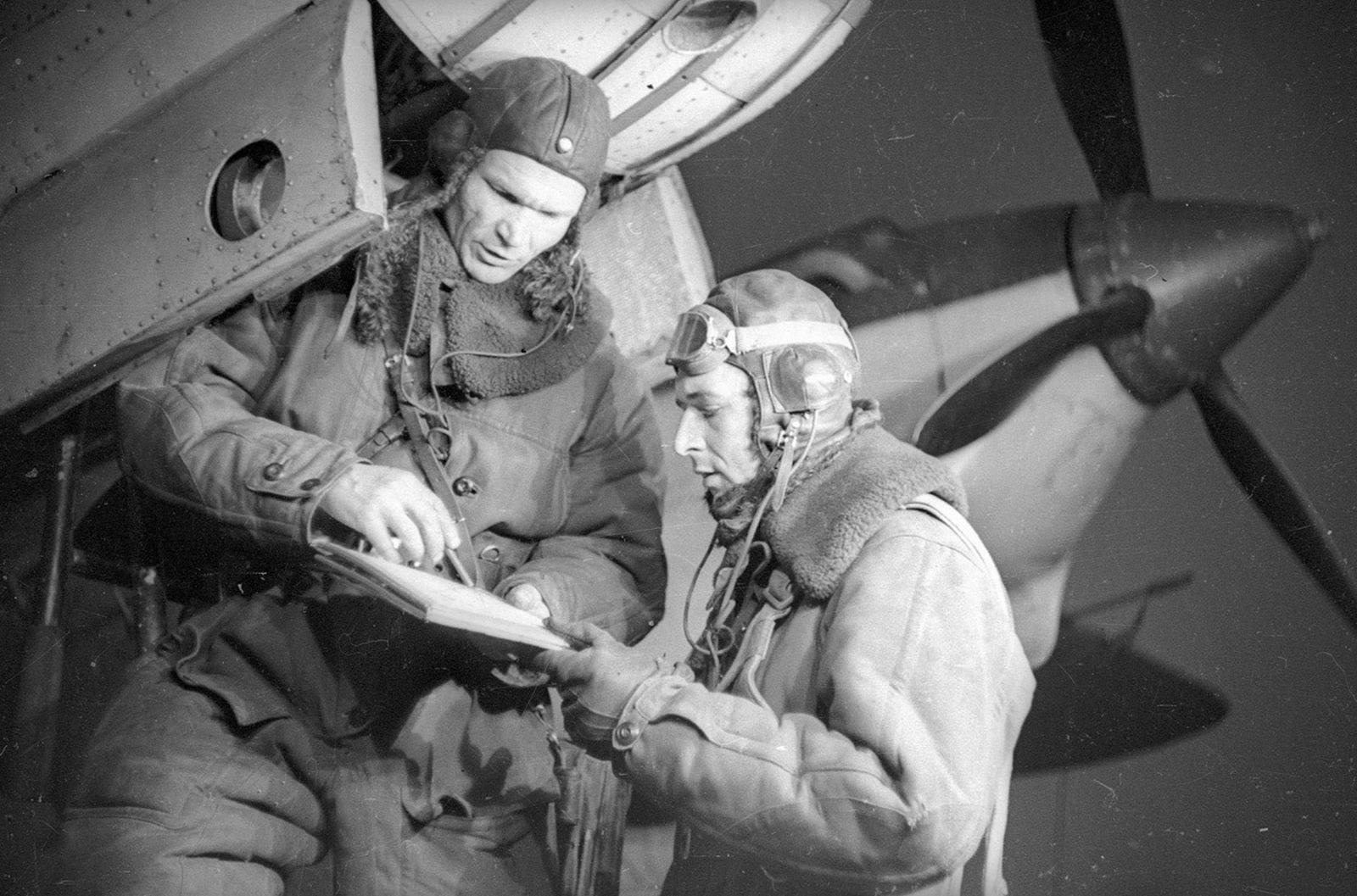 ЖБД - журнал боевых действий, история и боевой путь части 459 ночного скоростного бомбардировочного авиаполка ВВС Юф