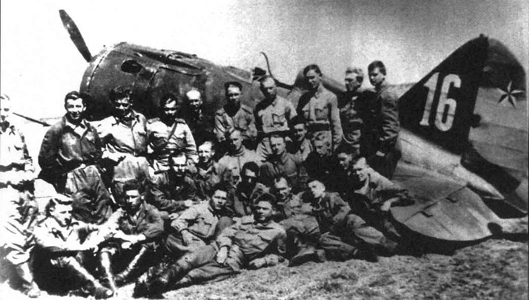 117 guards fighter «Stanislav» air regiment (former 975 and 68-A fighter aviation regiments)