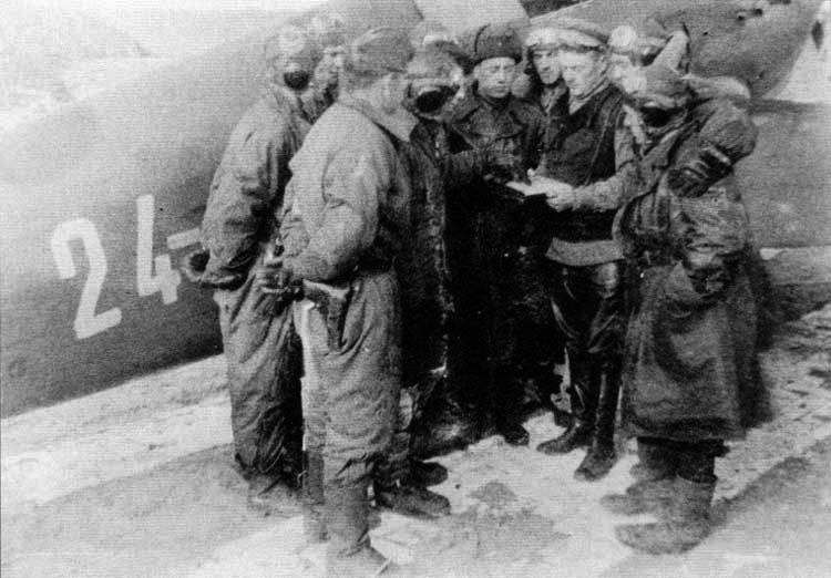 «воздушные рабочие войны» Сталинские соколы в бою