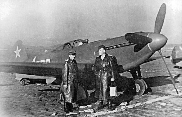 Як-9У (с установленным ФКП) из состава 151-го гиап, на котором в апреле 1946 летал в Болгарии (Южная Группа войск) штурман 3-й эскадрильи и по совместительству её замкомэска старший лейтенант Алексей Фёдорович Юрченко