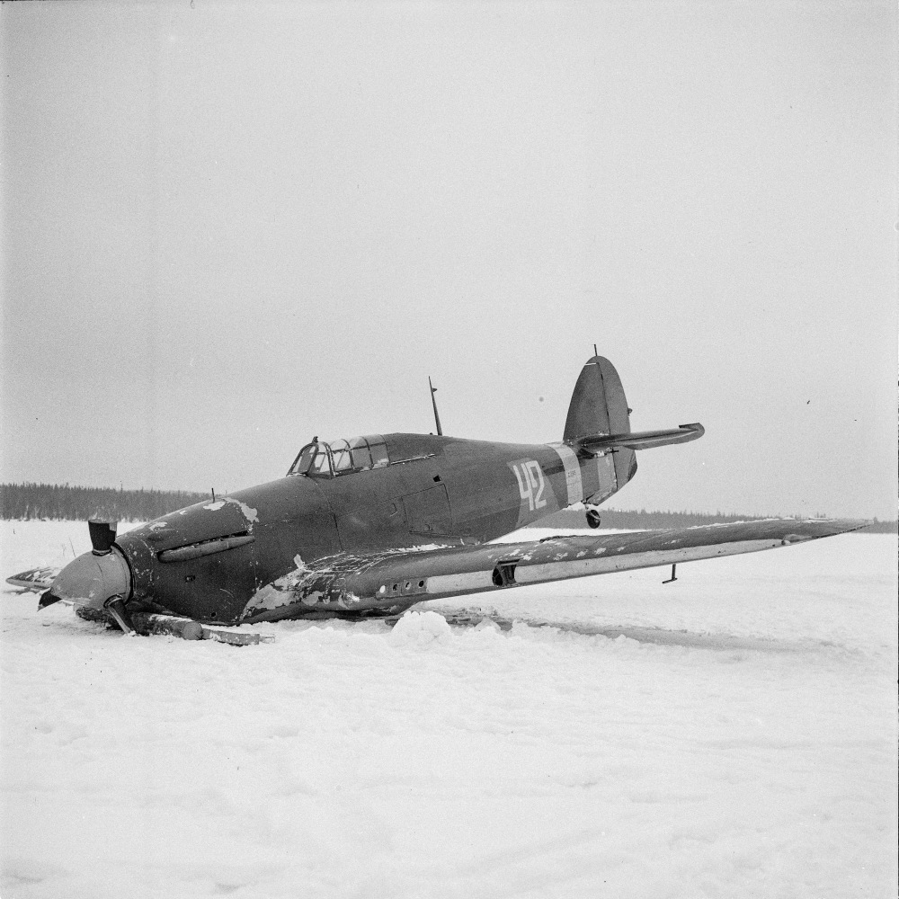 Hurr WWII photo in combat. 152 fighter aviation regiment