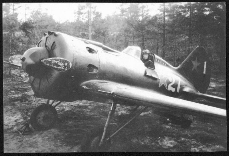 WW2 picture russian airplane I16