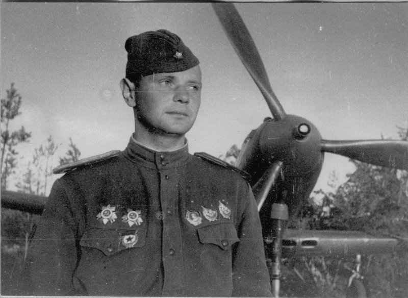 Летчик-истребитель Кисляков А. В. действующая армия СССР