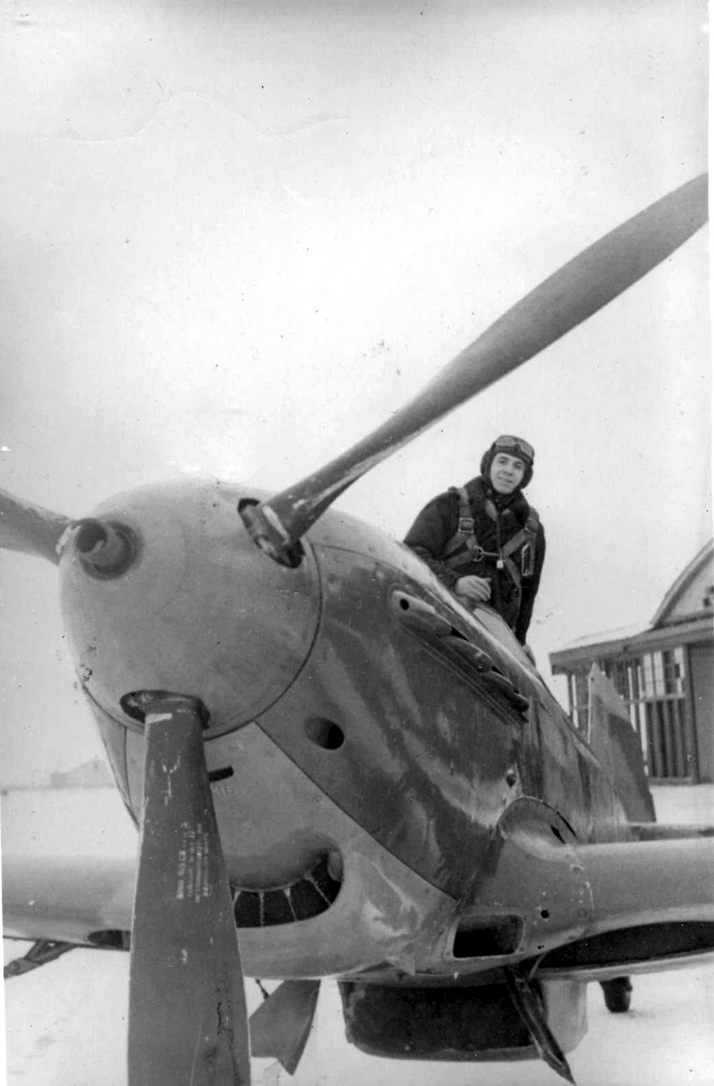 32 fighter aviation «Starokonstantinov» regiment wartime picture in combat Jak-7