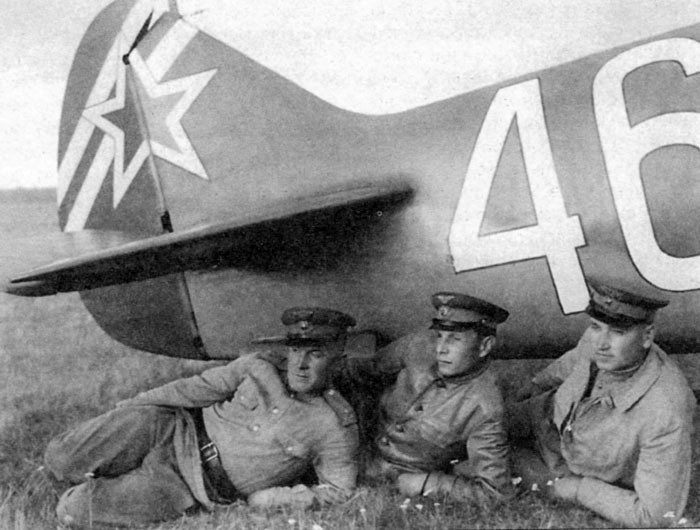 32 GvIAP Regimental markings WWII photo in combat.