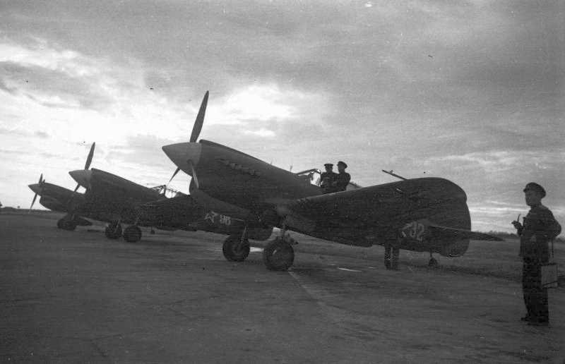 Истребители дальнего действия - Кэтти Хаук. 7 ИАП. 1943  