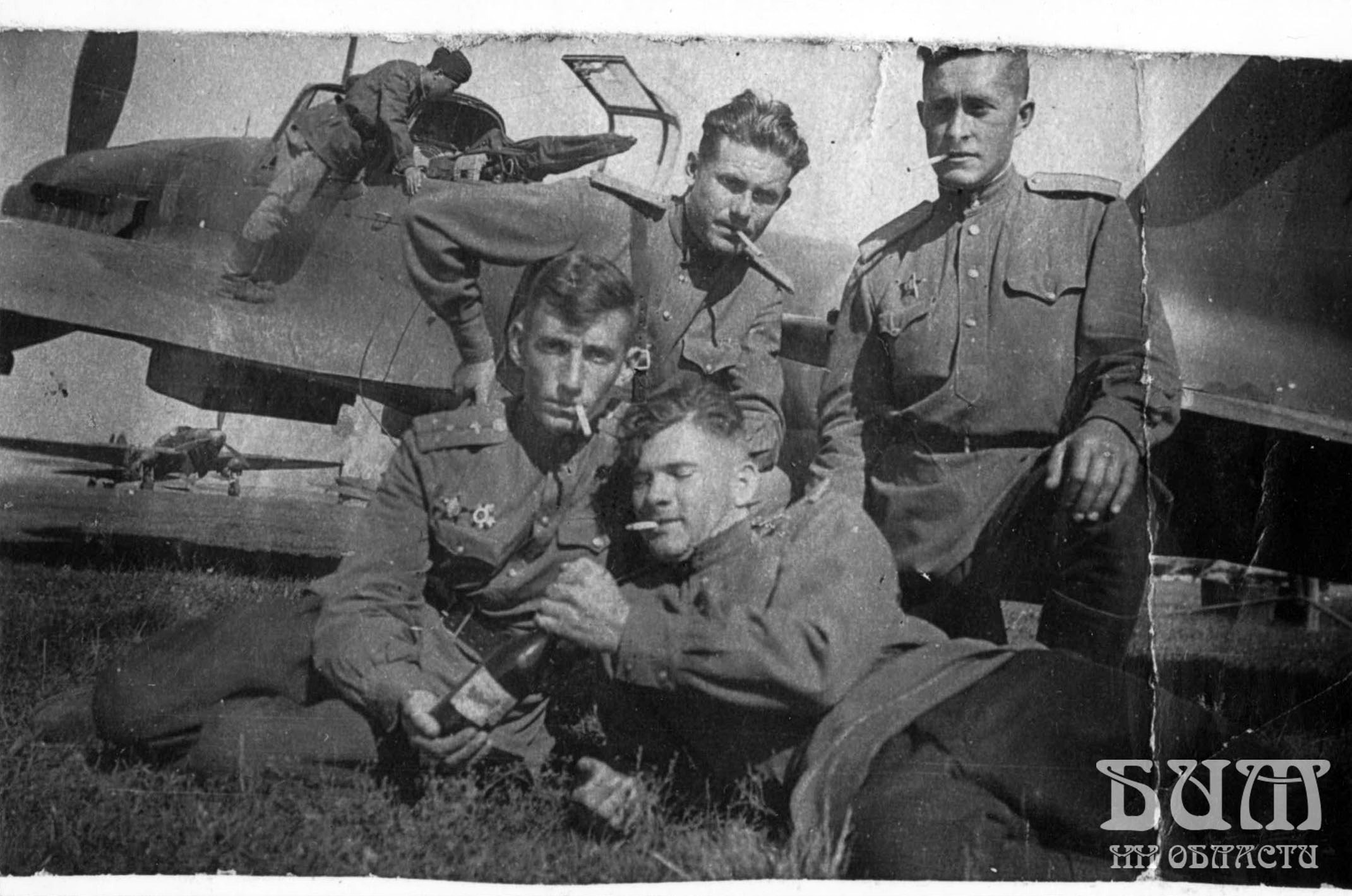 WWII photo Il2Kr USSR in combat