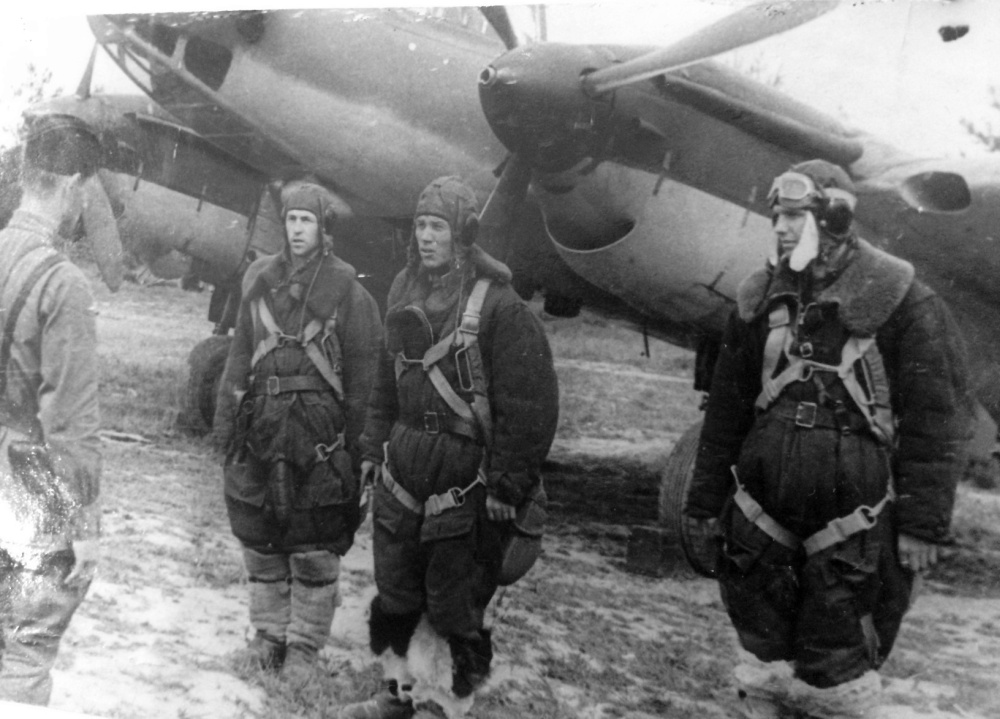 Советский самолет Пе2 фото ВОВ.