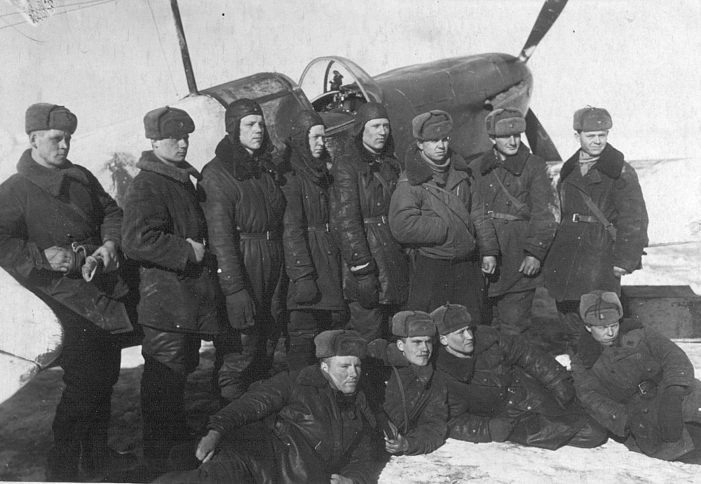 Russian aviators LaGG-3 aircraft USSR WWII foto 23th fighter (mixed) aviation regiment VVS