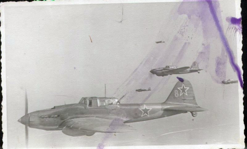 Ил-2 525 штурмового авиаполка в полете. 525 шап ВВС СССР