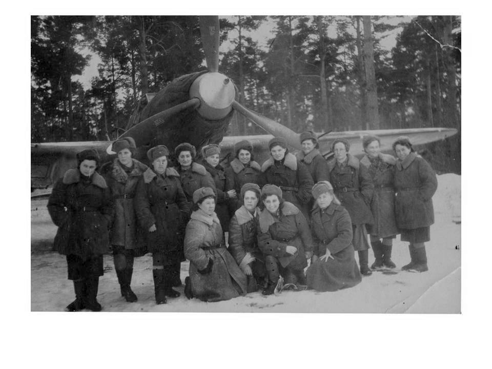 технический состав 958-го НШАП Ленинградского фронта, 1944 год. Старостина