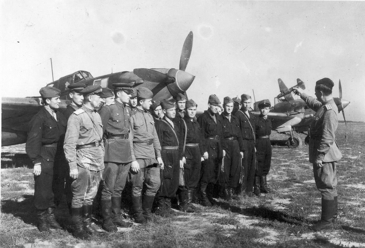 WW2 foto Il2 658th ground attack aviation «Sedletsk» regiment (former 658th night bomber air unit)