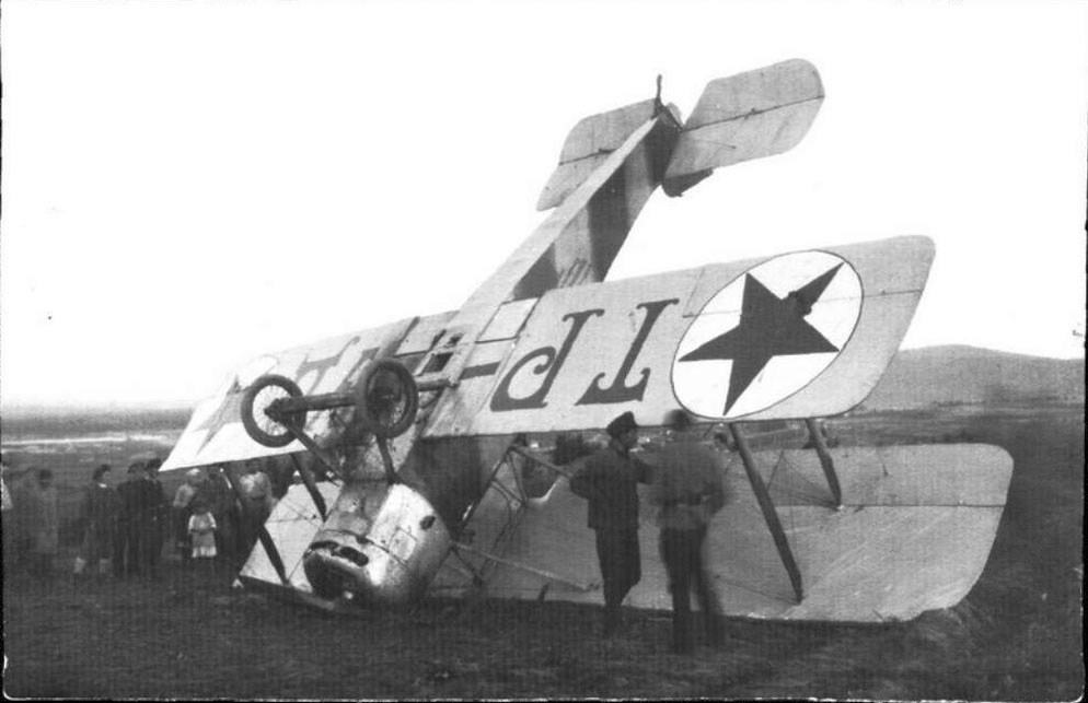 История и фотографии самолётов Сопвич-полутаростоечный